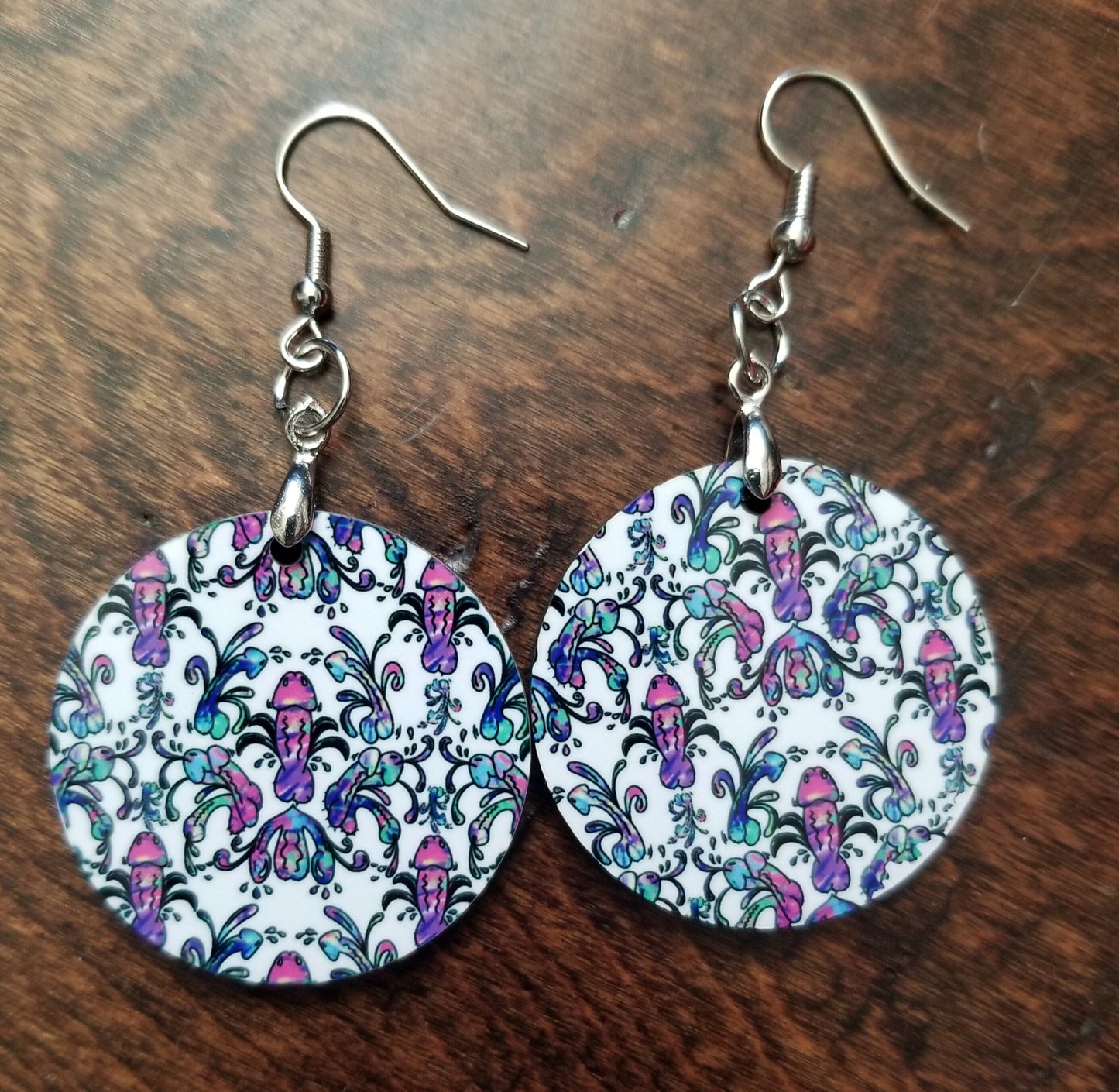 Secret Peen Design Earrings